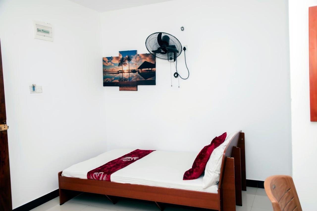 Golden Star Guest House Jaffna Bagian luar foto