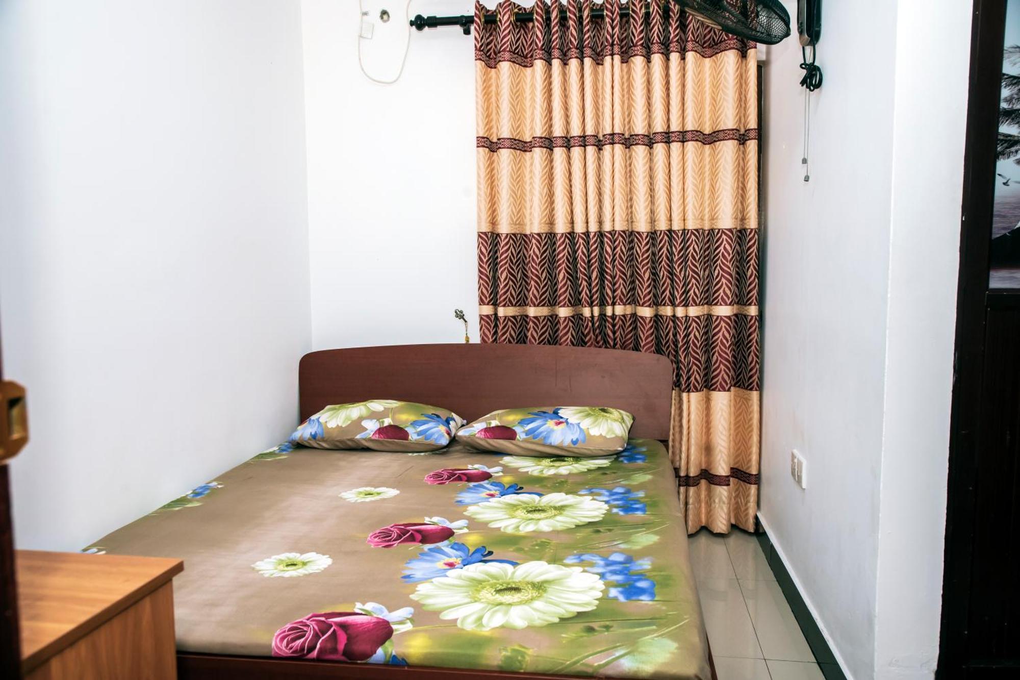 Golden Star Guest House Jaffna Bagian luar foto